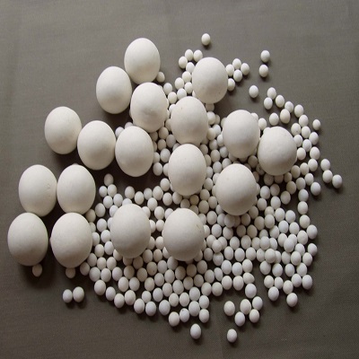 Alumina balls