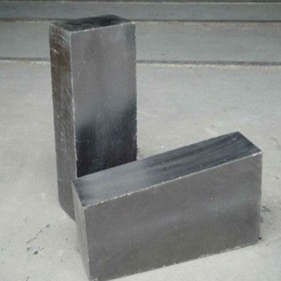Magnesia carbon brick
